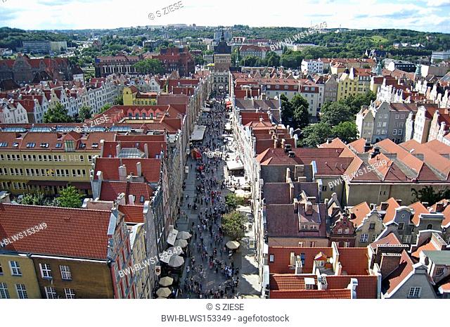 view from city hall to Langgasse pedestrain zone, Poland, Gdansk
