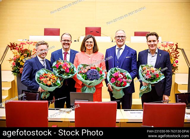 30 October 2023, Bavaria, Munich: Ilse Aigner (CSU, M), President of the Bavarian State Parliament, stands with Vice Presidents-elect Tobias Reiß (CSU