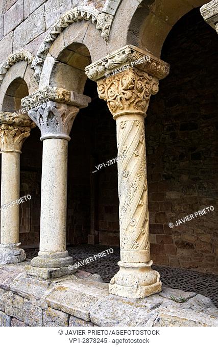 Capitals of the portico of the church of San Julián and Santa Basilisa. Romanesque portico. Rebolledo de la Torre. Las Loras World Geopark. Burgos