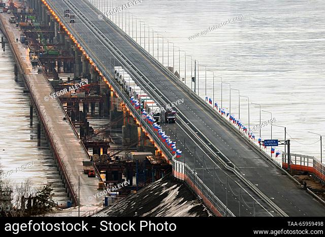 RUSSIA, REPUBLIC OF TATARSTAN - DECEMBER 21, 2023: A view of a bridge over the Volga River on M12 Highway. The distance of 810km from Moscow to Kazan can be...