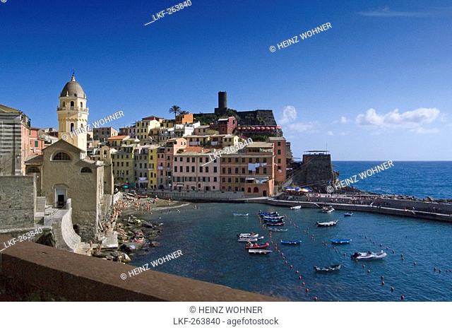 Vernazza, Cinque Terre, La Spezia, Liguria, Italian Riviera, Italy, Europe