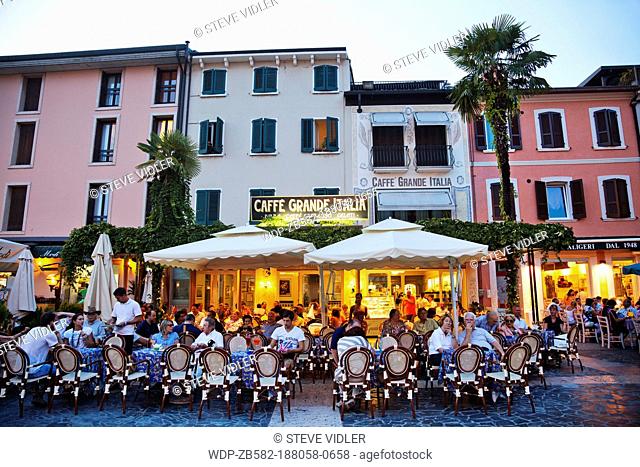 Italy, Lombardy, Lake Garda, Simione, Outdoor Cafes