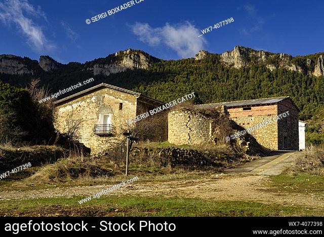 Sala village, in the Lierp valley, with the Chordal mountain range in the background (Huesca, Aragon, Spain, Pyrenees)