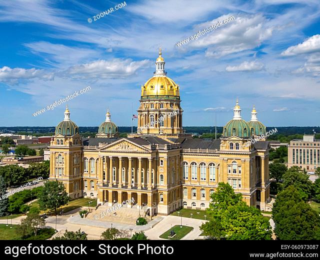 July 19, 2020 - Des Moines, Iowa, USA: The Iowa State Capitol is the state capitol building of the U.S. state of Iowa. default