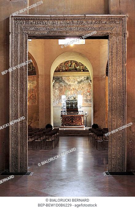 Wlochy - Lombardia - Mediolan - bazylika sw. Wawrzynca - Basilica di San Lorenzo Maggiore przy Corso di Porta Ticinese - kaplica Sant'Aquilino Italy - Lombardy...