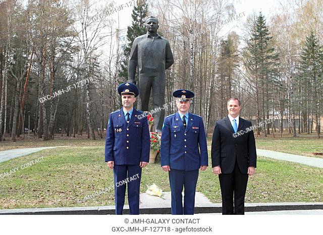 At the Gagarin Cosmonaut Training Center in Star City, Russia, outside Moscow, Expedition 31 backup crew members -- Russian cosmonauts Evgeny Tarelkin (left)