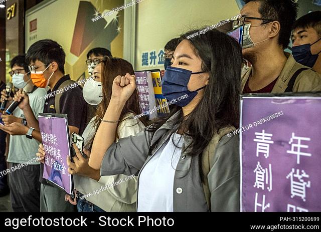 Economic Democratic Alliance hold a protest in front of Chang Hwa Bank in Taipei, Taiwan on 13/09/2022 Protesters denounce low-interest loans provided by...
