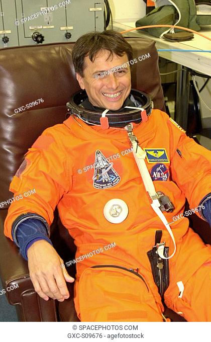 05/30/2002 -- STS-111 Mission Specialist Franklin Chang-Diaz suits up for launch, scheduled at 7:44 p.m. EDT, May 30, 2002