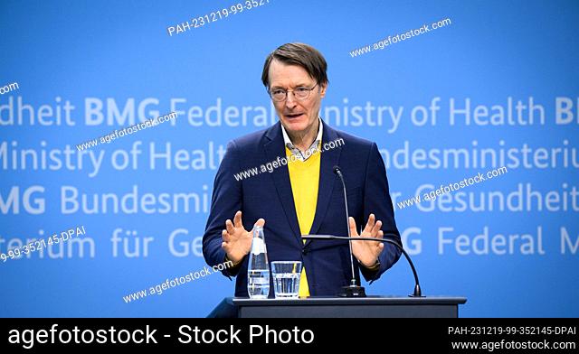 19 December 2023, Berlin: Karl Lauterbach (SPD), Federal Minister of Health, speaks at a press conference following a meeting with the heads of the health and...