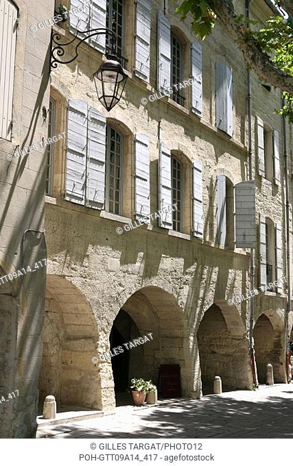 tourism, France, languedoc roussillon, gard, uzes, small street, old town, traditional dwelling, medieval district Photo Gilles Targat