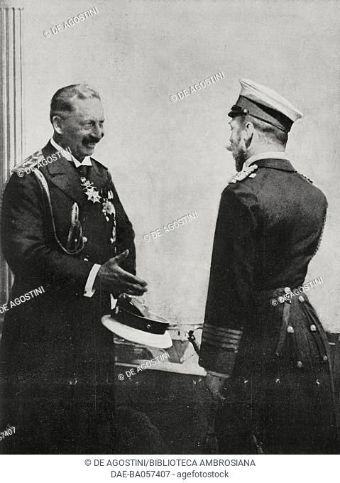 Wilhelm II (1859-1941), German Emperor in the years 1888-1918, holds out his hand to Nicholas II (1868-1918), Tsar of Russia in the years 1894-1917