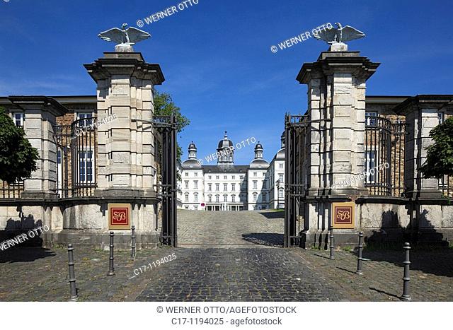 Germany, Bergisch Gladbach, Bergisches Land, North Rhine-Westphalia, Bergisch Gladbach-Bensberg, castle Bensberg, hunting lodge, hotel, baroque, gateway