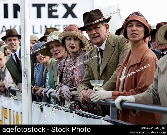 Downton Abbey TV series (2010-2015) UK Written by Julian Fellowes Year: 2015 - Season 6, episode 7 Director: David Evans Elizabeth McGovern