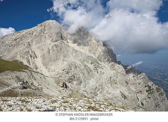 Corno Grande, 2912m, Parco Nazionale del Gran Sasso e Monti della Laga, L'Aquila, Italy, Europe