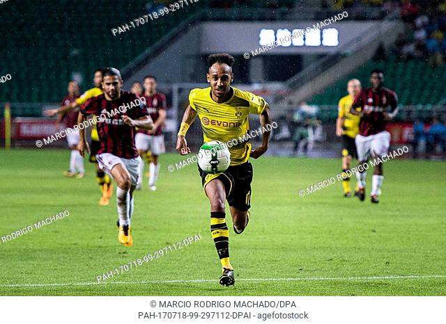Borussia Dortmund Forward Pierre-Emerick Aubameyang in action during the International Champions Cup 2017 match between AC Milan vs Borussia Dortmund at...