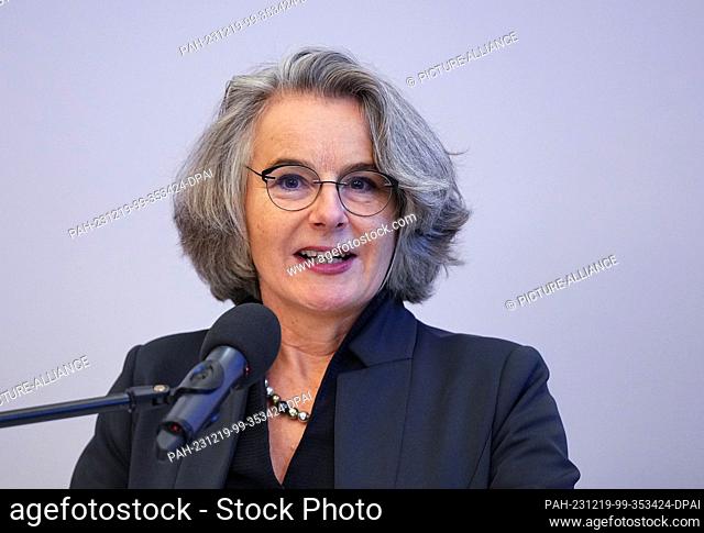 19 December 2023, Brandenburg, Lübbenau: Susanne Henckel, State Secretary in the Federal Ministry of Transport, speaks during a press event on the expansion of...