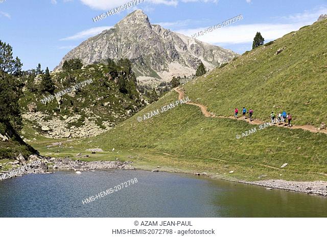France, Hautes Pyrenees, Aragnouet, Neouvielle natural reserve, Aure valley, Bastan lake and peak