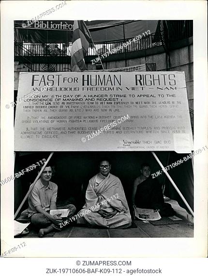 Jun. 06, 1971 - Fast for Human Rights and Religious freedom in Vietnam: Under a quotation from the Bible (Isaiah 2-4) carved in stone opposite the UN bldgs