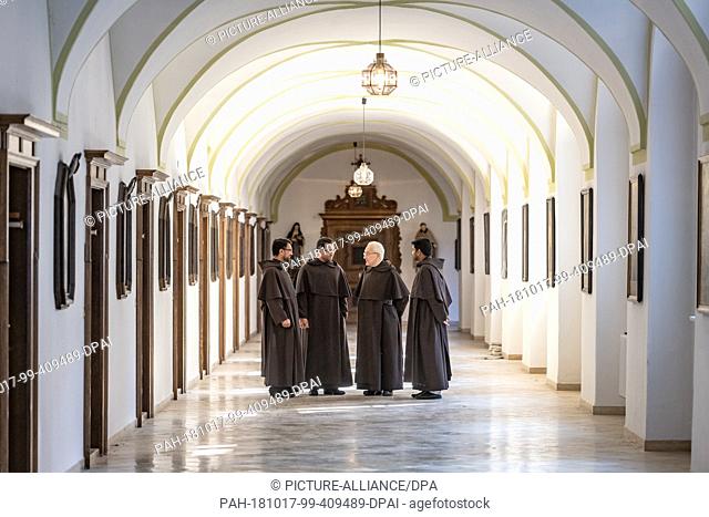 10 October 2018, Bavaria, Straubing: Monks in the Carmelite Monastery in the inner city (to dpa ""Fathers and Professors in Straubing Carmelite Monastery"" from...