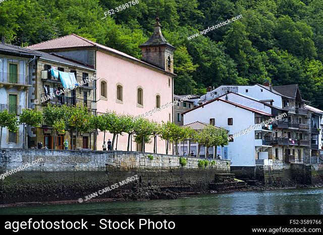 Pasaia San Juan or Pasai Donibane town, Jaizkibel Mountain range, Gipuzkoa province, Basque Country, Spain, Europe
