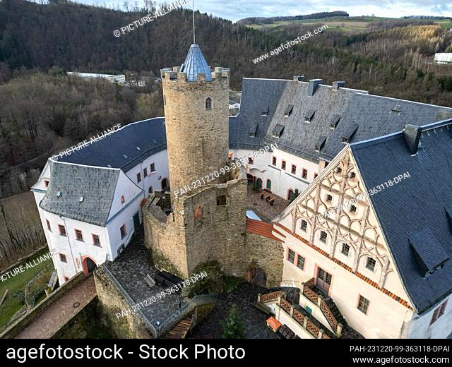 20 December 2023, Saxony, Drebach: View of Scharfenstein Castle. The museum at the castle opens a new mining labyrinth. From now on