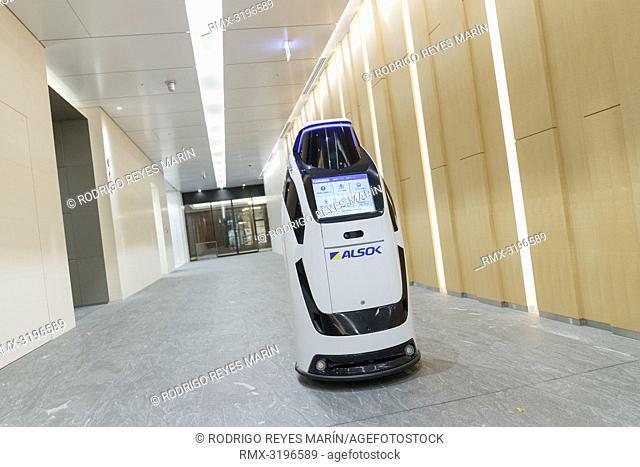 December 12, 2018, Tokyo, Japan - Security robot Reborg-X patrols inside a commercial complex in Tokyo's Marunouchi district
