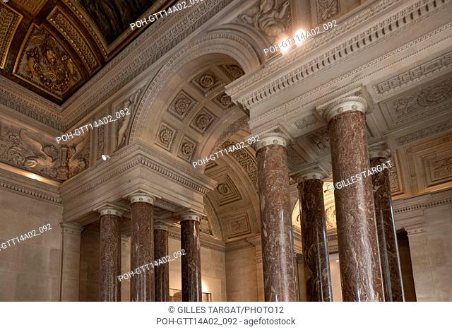Paris, musée du Louvre, Denon wing, Percier et Fontaine room, remaining columns from the former stairs ofsigned by Percier et Fontaine, Photo Gilles Targat
