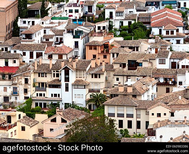 Blick über die Dächer von Albayzín, dem ältesten Stadtviertel Granadas, Andalusien, Spanien / View over the roof tops of Albayzín