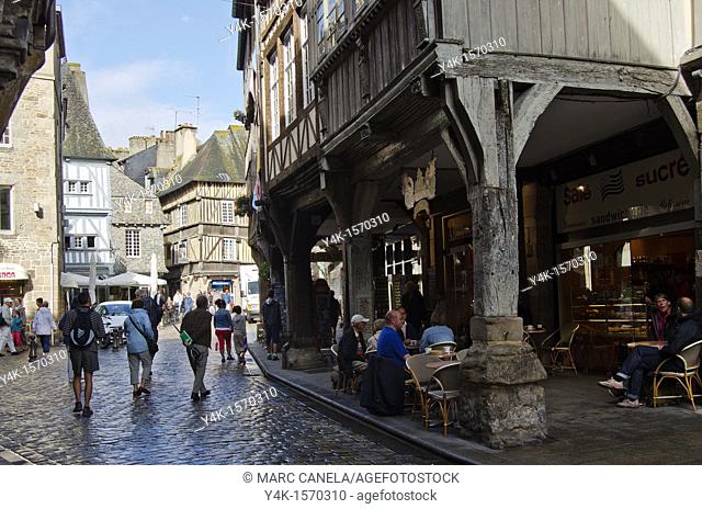 Europe, France, Bretagne Brittany Region, Dinan Village, tourists walking in the street