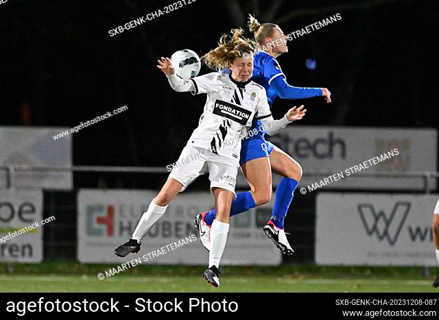 Melissa Tom (77) of Charleroi battles for the ball with Ella Van Kerkhoven (33) of Genk during a female soccer game between Racing Genk Ladies and Sporting du...