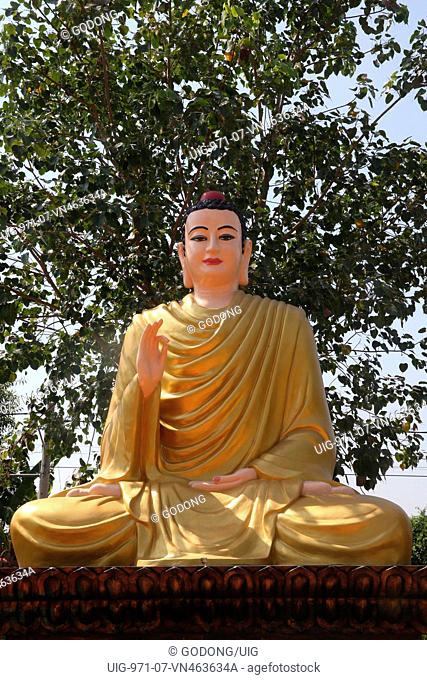 Chua Thien Lam Go buddhist pagoda. Sakyamuni Buddha statue