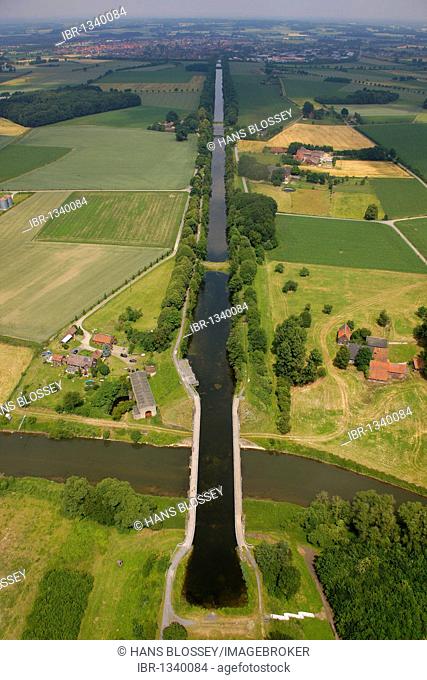 Aerial photo, inland water transport, Lippe river, Alte Fahrt canal between Olfen and Datteln, Ruhrgebiet region, North Rhine-Westphalia, Germany, Europe