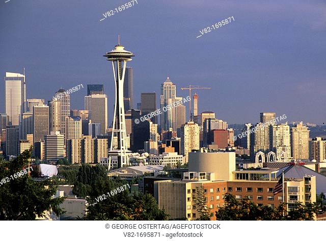 Downtown view with Space Needle, Kerry Park, Seattle, Washington