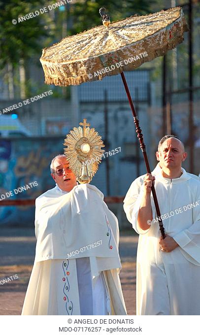 The procession with the Blessed Sacrament led by Cardinal Angelo De Donatis, Vicar General of Rome, during the Holy Mass celebrated by Pope Francis in the...