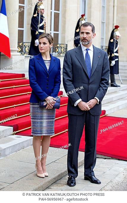 Spanish King Felipe and Queen Letizia attend a statement in front of the Elysee palace after a meeting with the French president in Paris, France, 24 March 2015