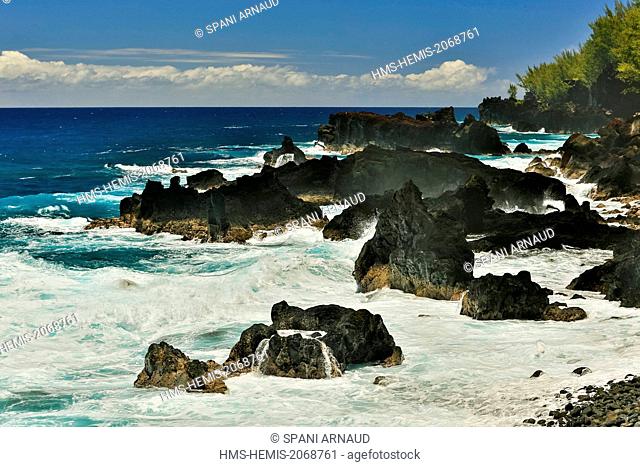 France, Reunion Island, Piton Sainte Rose, marine natural landscape, horizontal view of tropical coastline