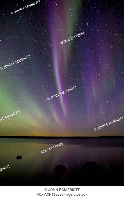 Northern lights, Ennadai Lake, Nunavut, Canada