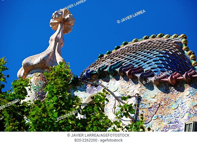 Casa Batlló by Antoni Gaudí architect 1904-1906. Passeig de Gracia. Barcelona. Catalonia. Spain