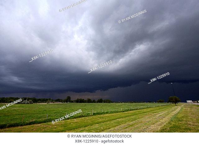 A severe thunderstorm in rural Nebraska, May 24, 2010