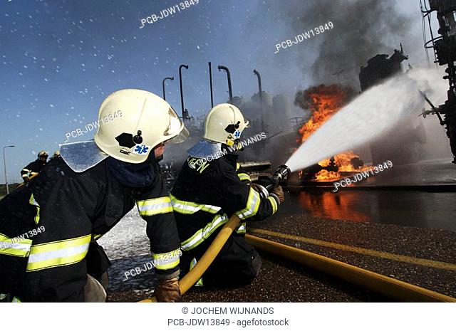 Port of Rotterdam, Maasvlakte, Falck Risc Fire and Safety Training