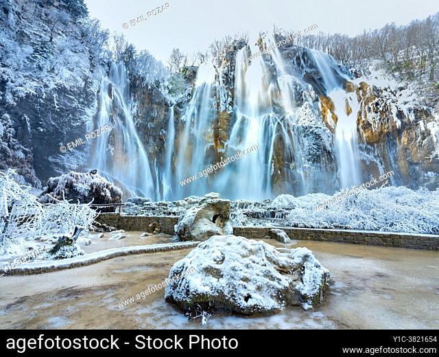 Winter season Plitvice lakes Big waterfall (Veliki slap) Croatia Europe