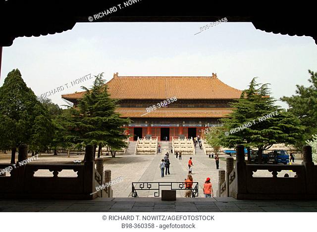 Ming tombs (Shisanling), Hall of Eminent Flowers in Changling tomb of Emperor Yongle. China