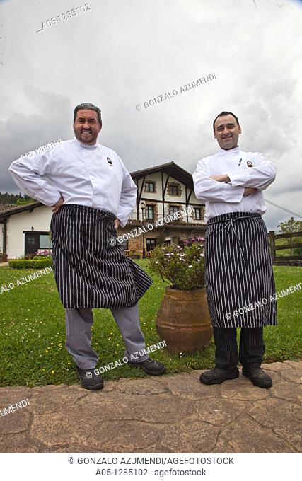 Boroa Restaurant Javier Garcia chef on the left Iñigo Elorriaga chef on the right Amorebieta-Etxano. Biscay, Basque Country, Spain