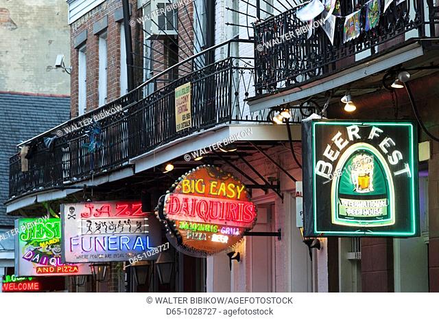 USA, Louisiana, New Orleans, French Quarter, Bourbon Street, neon bar signs