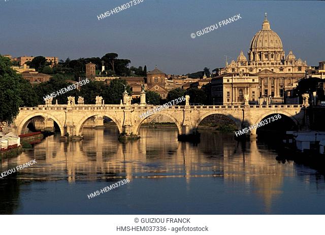 Italy, Lazio, Rome, the bridge Sant' Angelo and Saint Peter's basilica