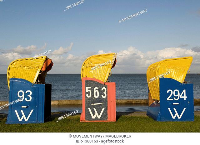 Wicker beach chairs on the grass beach, North Sea resort Cuxhaven, Lower Saxony, Germany, Europe
