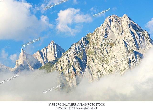 Peaks in Lescun Cirque. On the left Ansabere Aiguilles and to the right Dec de Lhurs Peak. Aspe Valley, Pyrenees, France