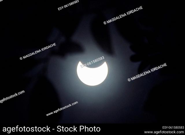 The partial solar eclipse of October 25, 2022 in Galati, Romania