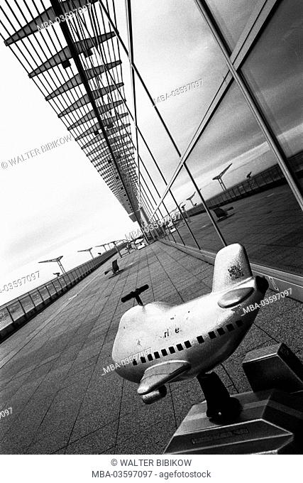 Germany, Hessen, Frankfurt, airport, terminal, glass facade, child airplane, s/w