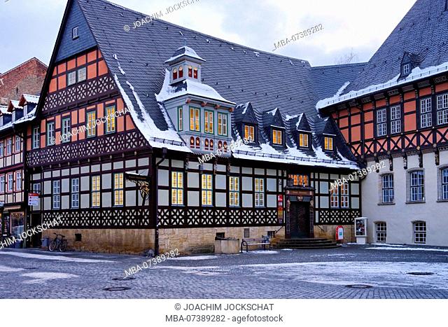 Tourist information at the market square of Wernigerode in evening light, Harz, Saxony-Anhalt, Germany